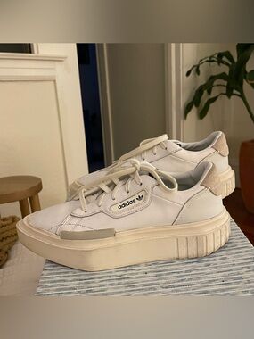 Adidas White Platform Sneakers Womens 8.5 Leather Hypersleek Triple White